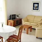By The Sea Barbat, Rab - 22053 Apartman Rab Town